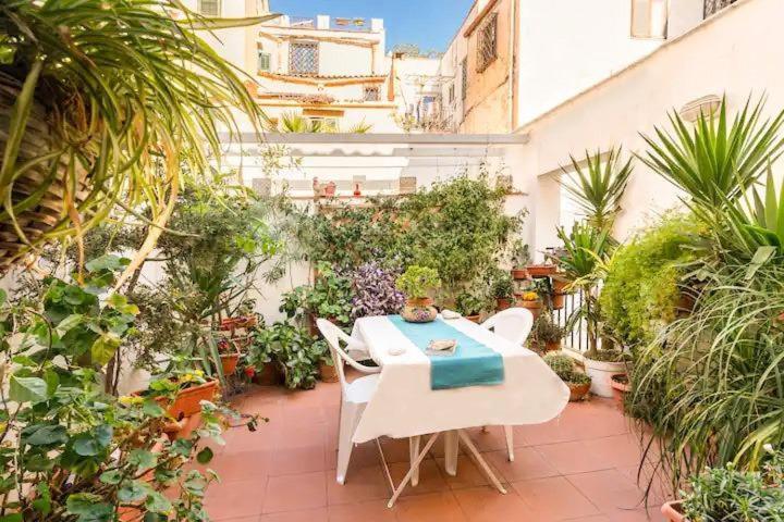 At Kalsa Quiet Flowered Terrace! Free Parking! Ideal For Remote Working! Palermo Zewnętrze zdjęcie