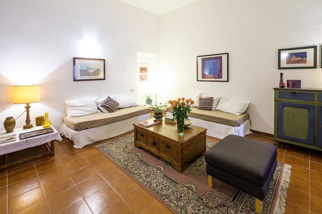 At Kalsa Quiet Flowered Terrace! Free Parking! Ideal For Remote Working! Palermo Zewnętrze zdjęcie